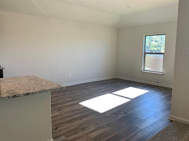 Building Photo - 612 Aqueduct Dr
