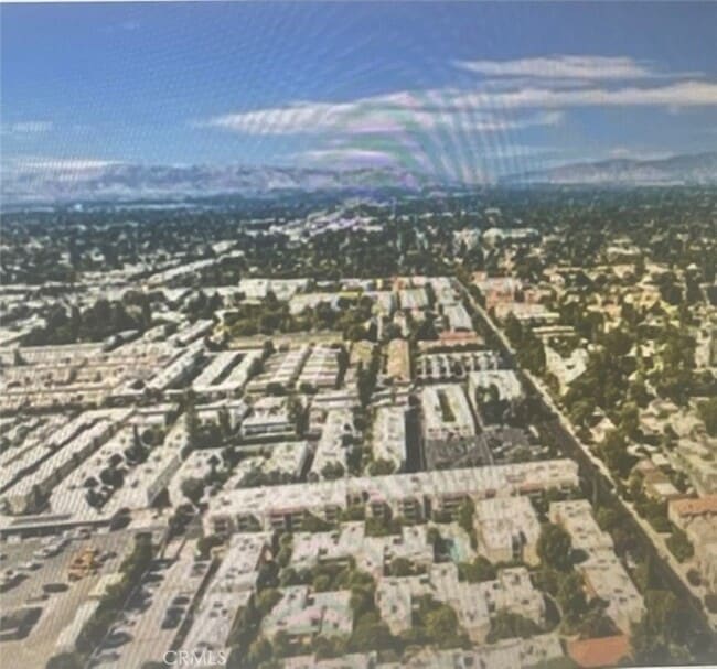 Building Photo - 18307 Burbank Blvd