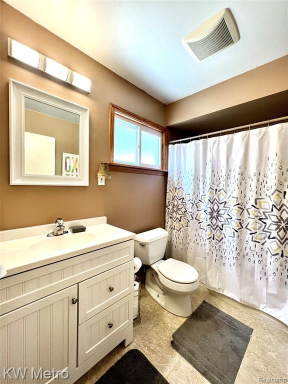 Building Photo - 26381 Osmun St