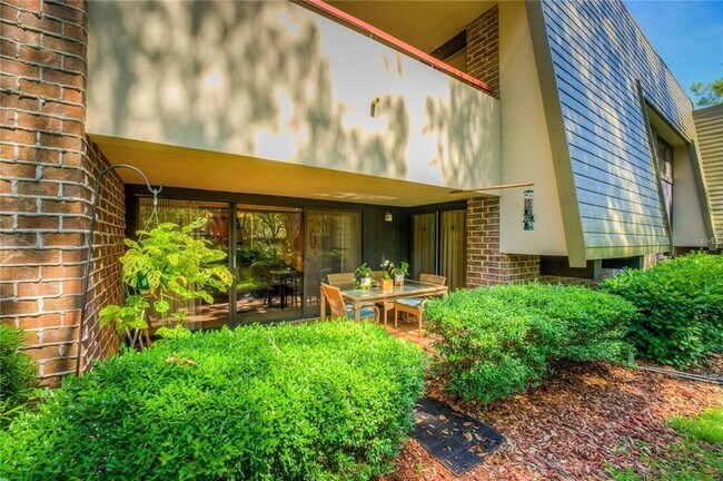 Building Photo - 36750 US Hwy 19 N