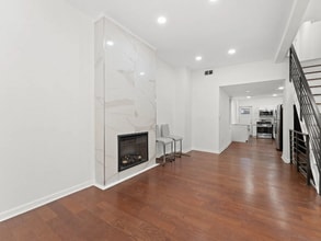 Building Photo - 2443 Nicholas St