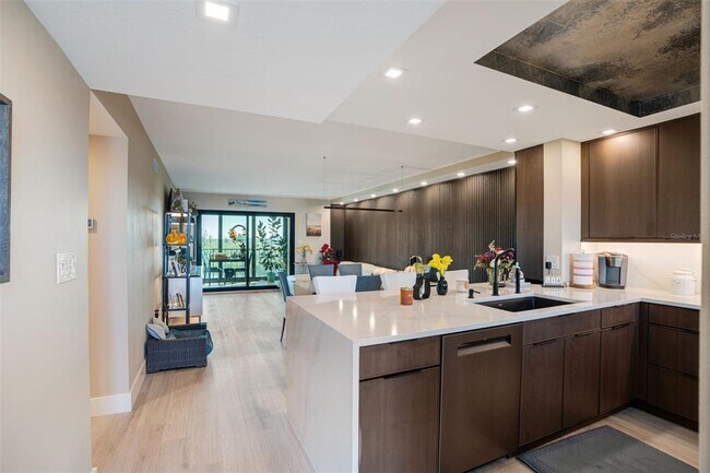 Building Photo - 9397 Midnight Pass Rd