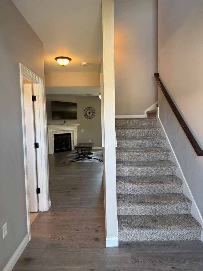 Building Photo - 3702 Delwood Dr