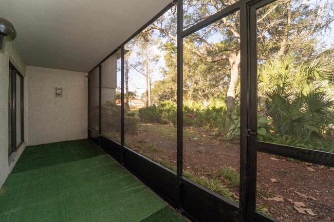 Building Photo - 21 Cristina Ct