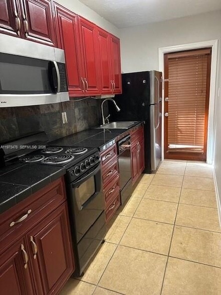 Building Photo - 8300 Byron Ave