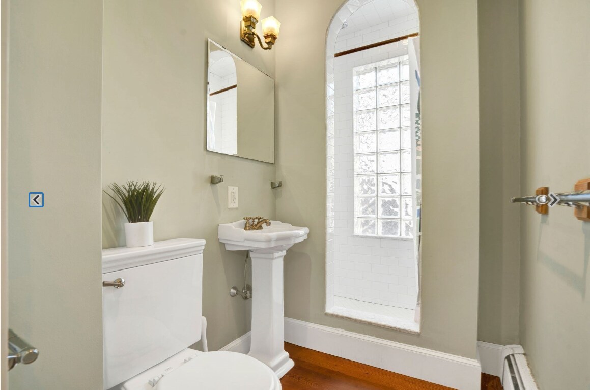 Building Photo - 151 Highland St