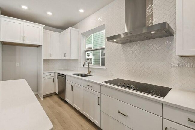 Building Photo - 3024 Mirage Pl