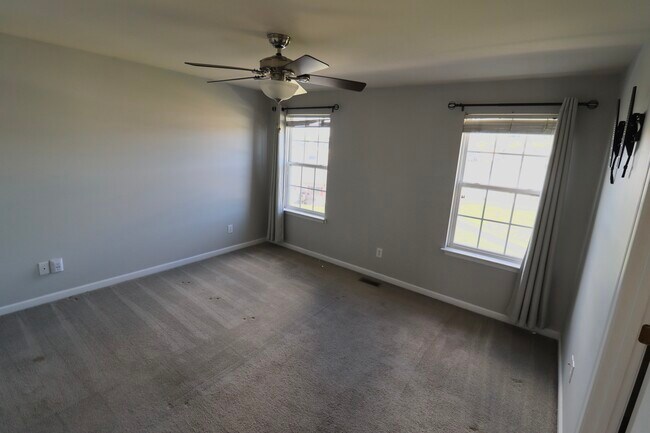 Master Bedroom - 8805 Hillside Way