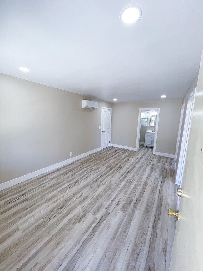 Building Photo - 4905 Mendocino Blvd