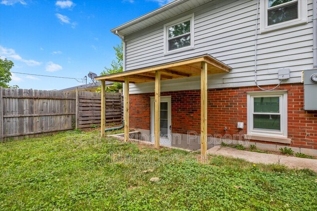Building Photo - 2168 Jasmine Dr