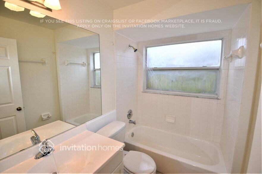 Building Photo - 9934 Pine Dust Ct