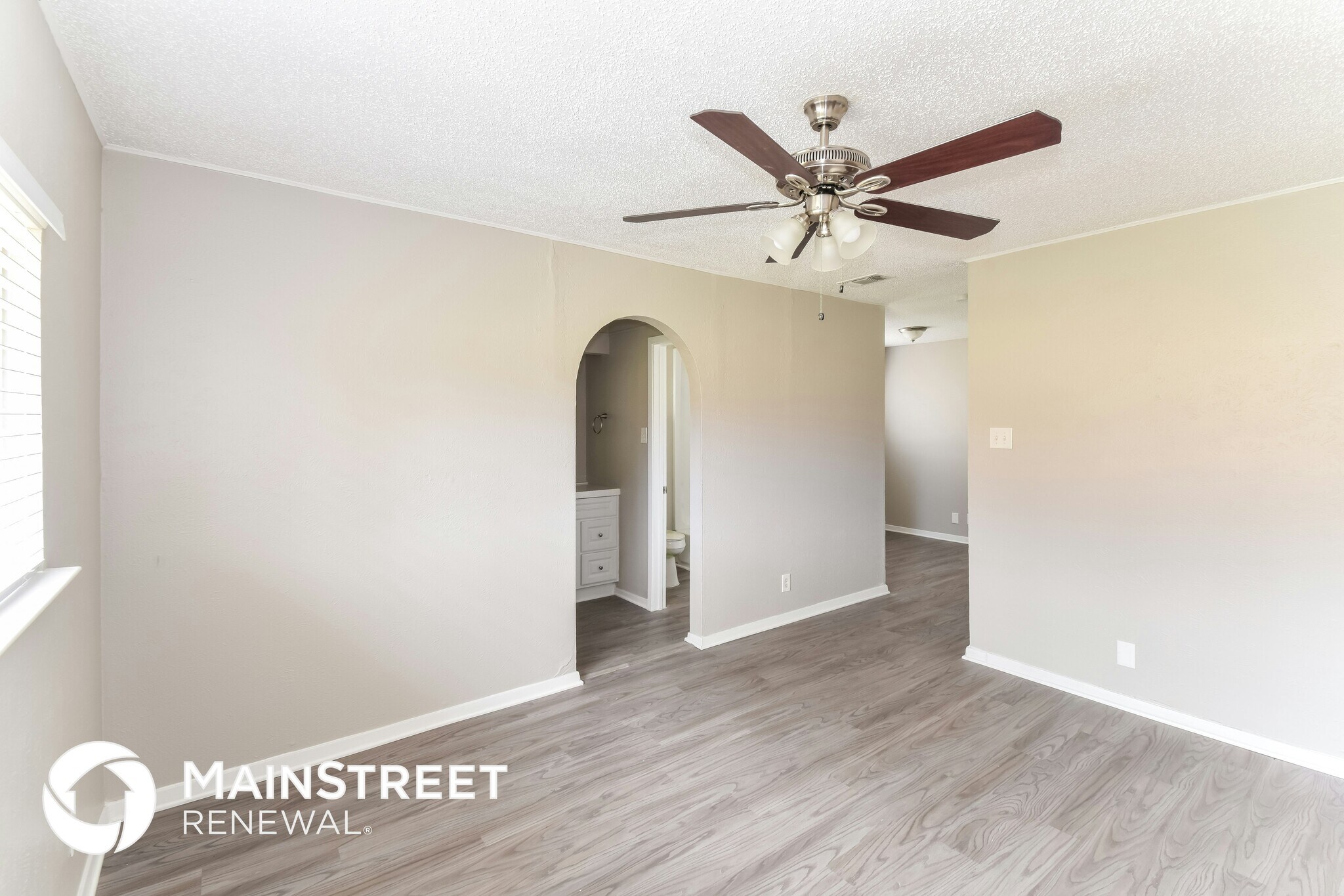 Building Photo - 6507 Ridge Cir Dr