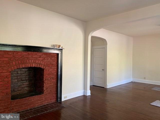 Building Photo - 2015 W Rogers Ave