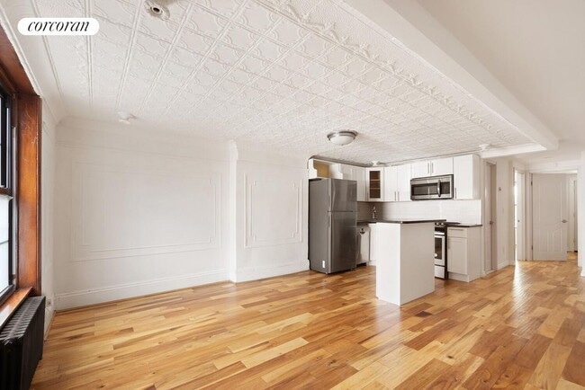 Building Photo - 1136 Herkimer St