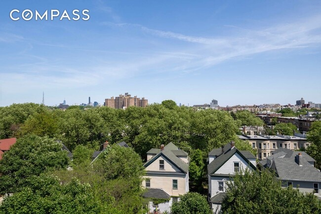 Building Photo - 195 Hawthorne St