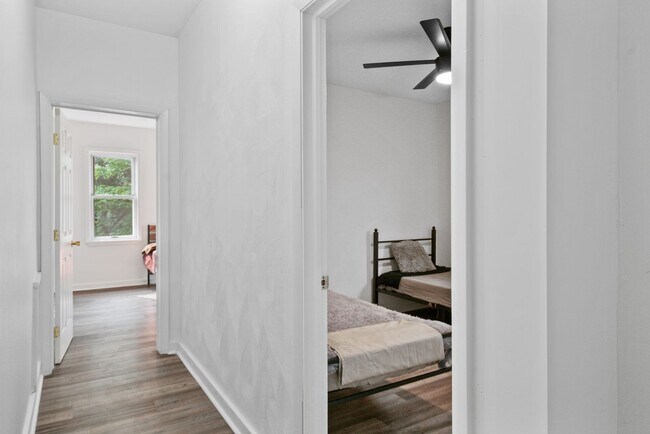 Building Photo - 721 Boggs Ave