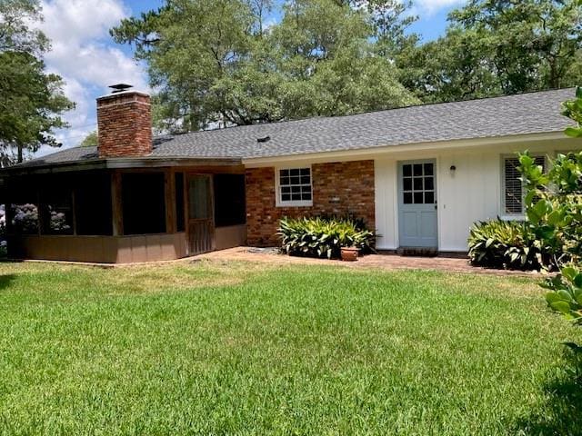 Building Photo - 301 Rivera Dr