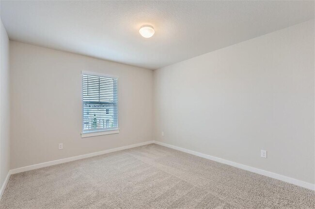 Building Photo - 2233 Rocoso Trl
