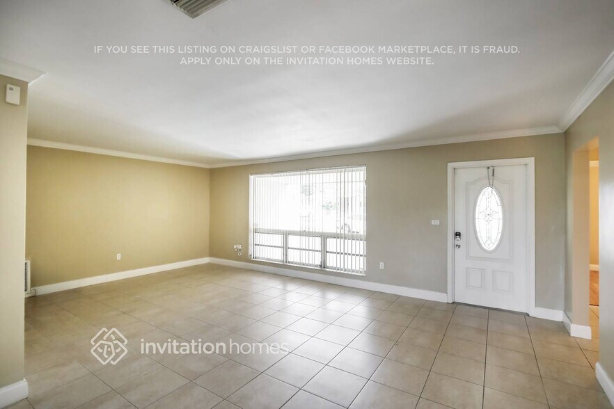 Building Photo - 8950 SW 53rd St