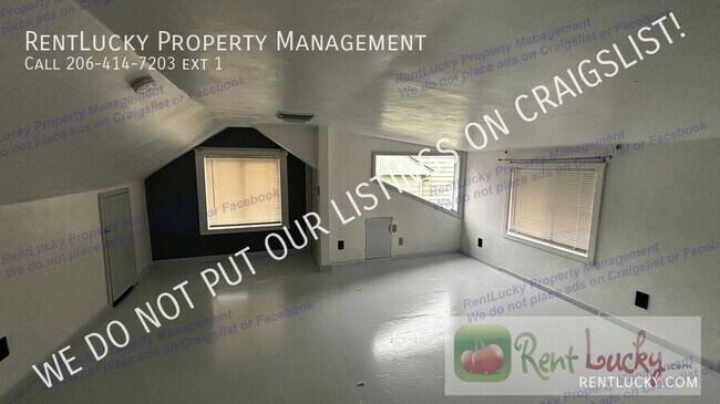 Building Photo - 1522 NE 97th St