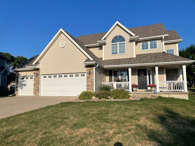 Primary Photo - 5212 SE 31st St