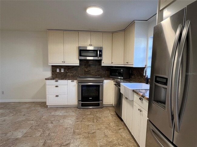 Building Photo - 18714 Wimbledon Cir