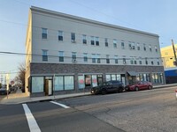 Building Photo - 1008 Central Ave