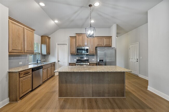 Building Photo - 300 Kelvington Dr