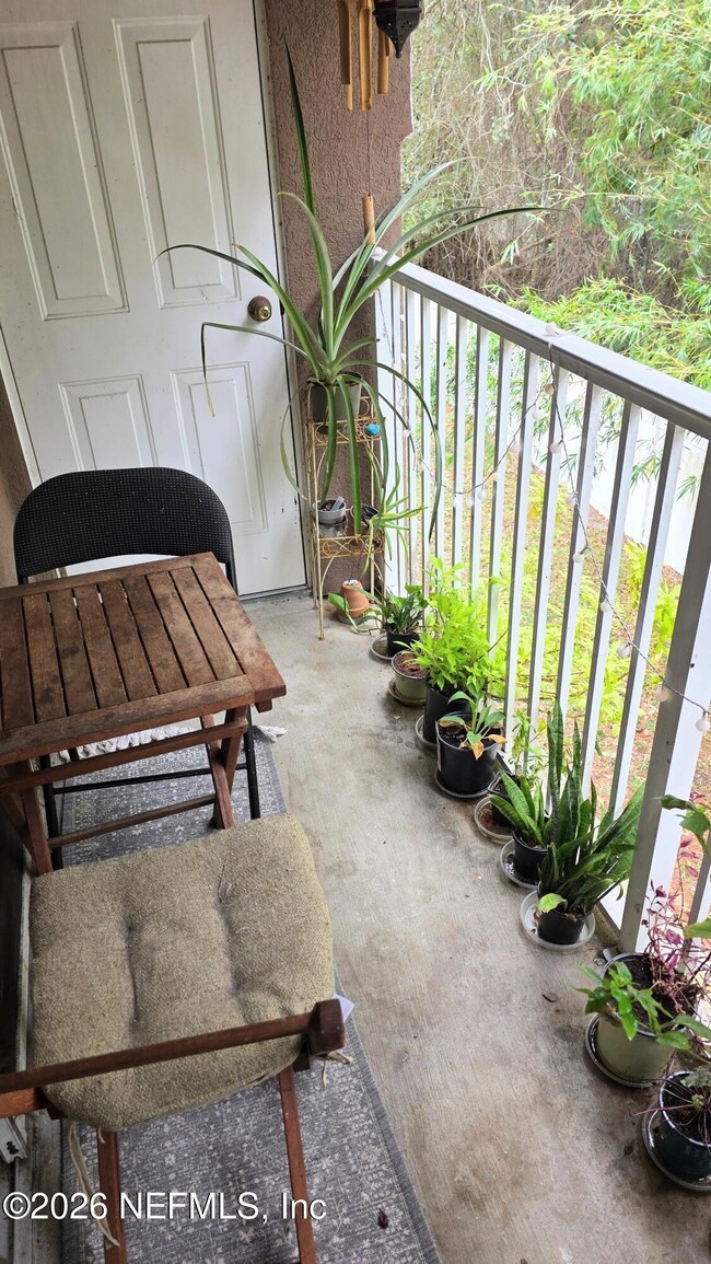 Building Photo - 9536 Armelle Way