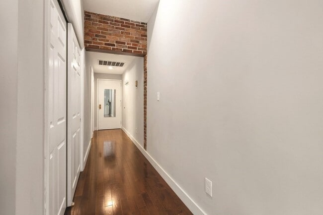 Building Photo - 160 Commonwealth Ave