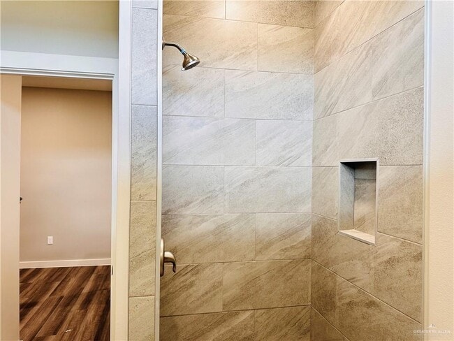 Building Photo - 16 San Andres