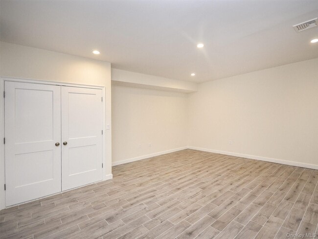 Building Photo - 30 Dunes Ln