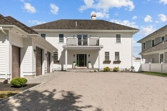 Building Photo - 45 Carnegie Abbey Ln