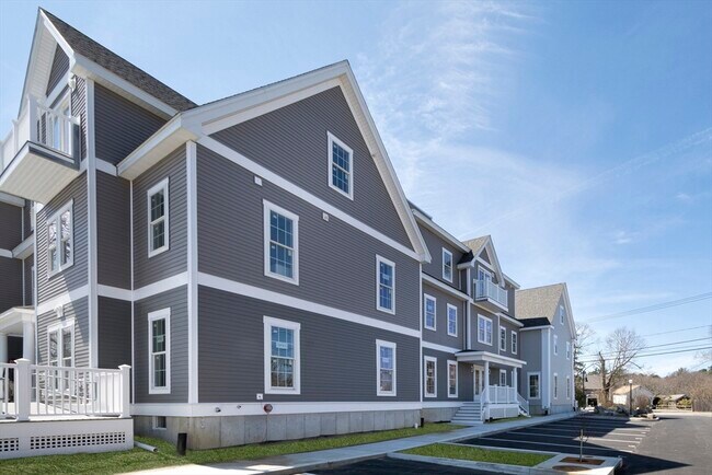 Building Photo - 50 Country Way