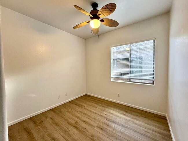 Building Photo - 13743 N High Mountain View Pl