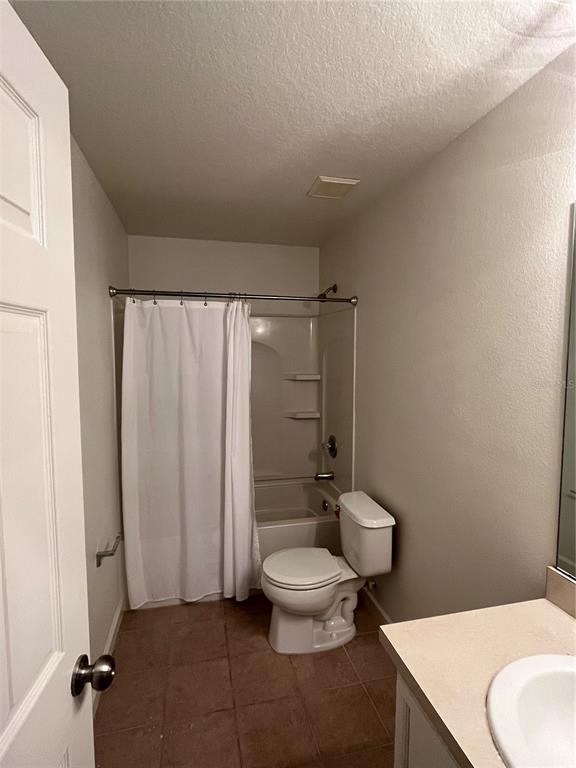 Building Photo - 101 Hagge Dr