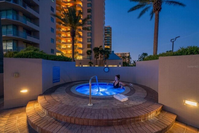 Building Photo - 1560 Gulf Blvd