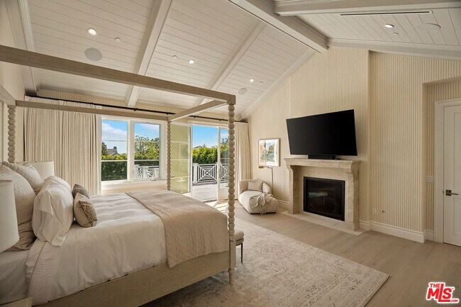 Building Photo - 15000 Altata Dr