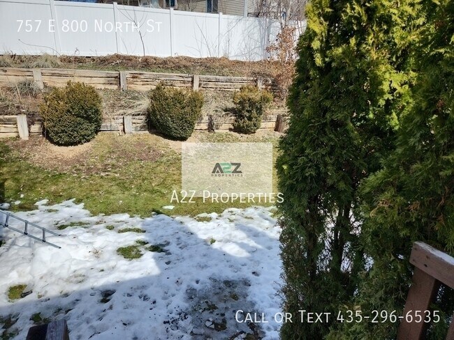 Building Photo - 757 E 800 N St