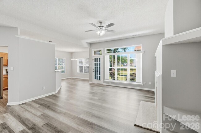 Building Photo - 13931 Dingess Rd