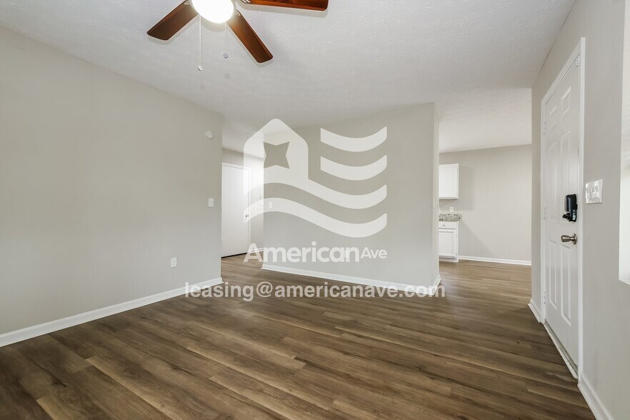 Building Photo - 611 Brown Ave