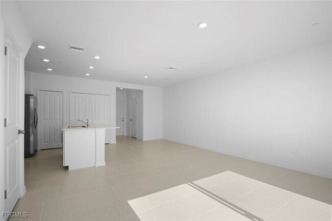 Building Photo - 4224 Caterina Ct