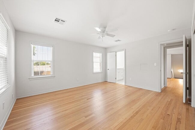 Building Photo - A modern revival of classic architecture, this Nichols Hills residence has been meticulously rebu...