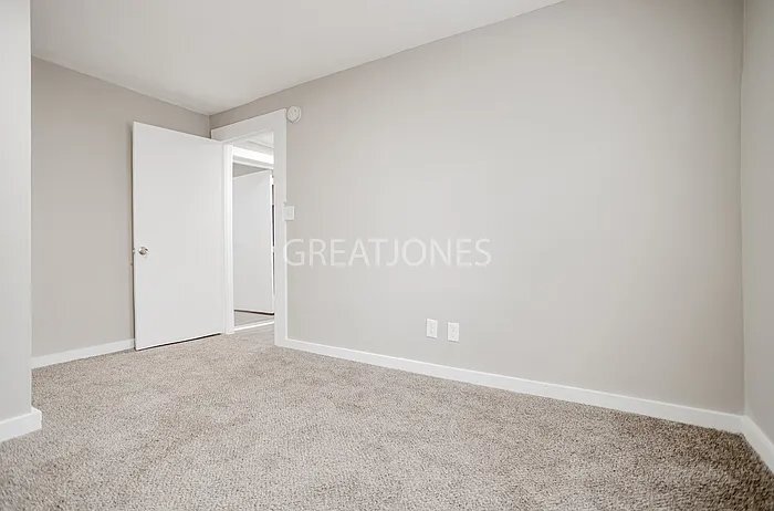 Building Photo - 1500 28th St