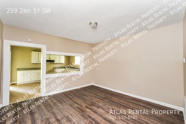 Building Photo - 259 2nd St NE