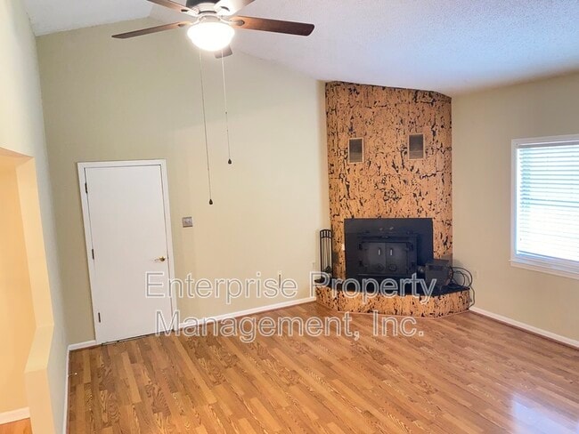 Building Photo - 2739 N Star Dr