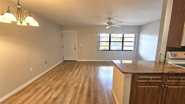 Building Photo - 8 Quails Run Blvd