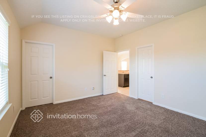 Building Photo - 5919 Deep S Dr