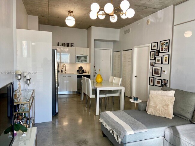 Building Photo - 133 NE 2nd Ave