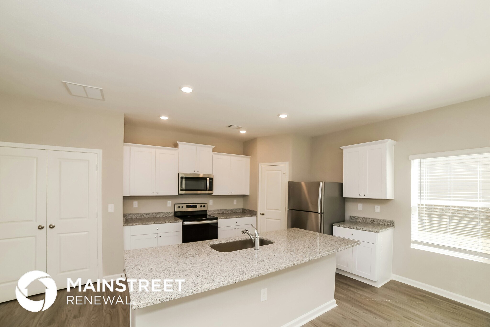 Building Photo - 517 Firethorn Ct